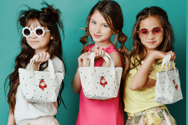 Makeup Gifts for 11-Year-Olds: Starter Kits & Essentials