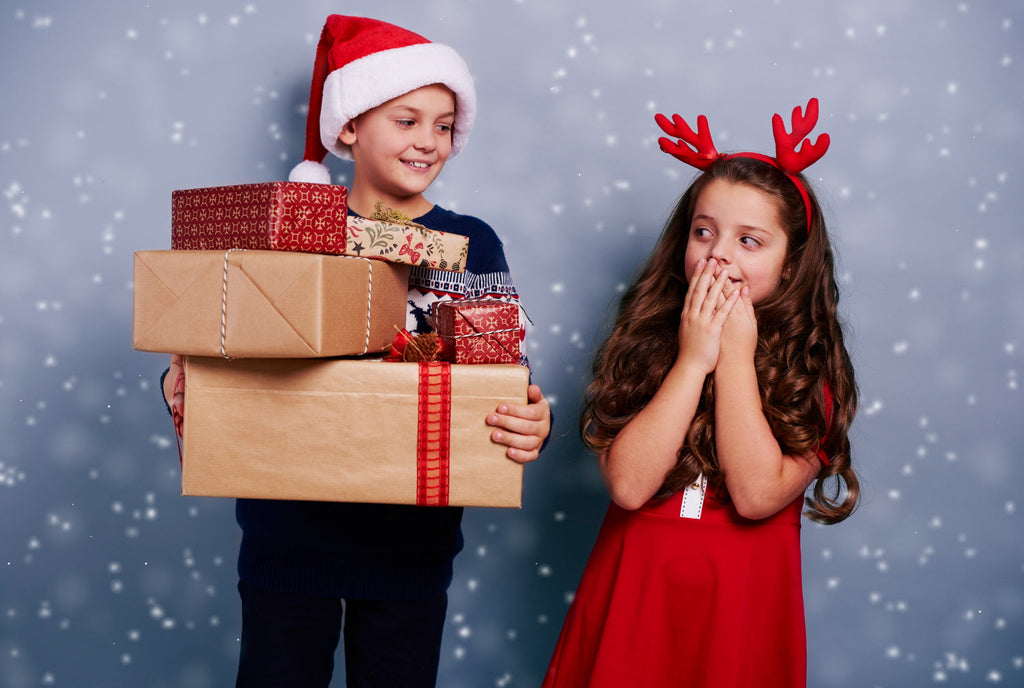 Best Christmas Makeup Gifts for Kids by Miss Nella