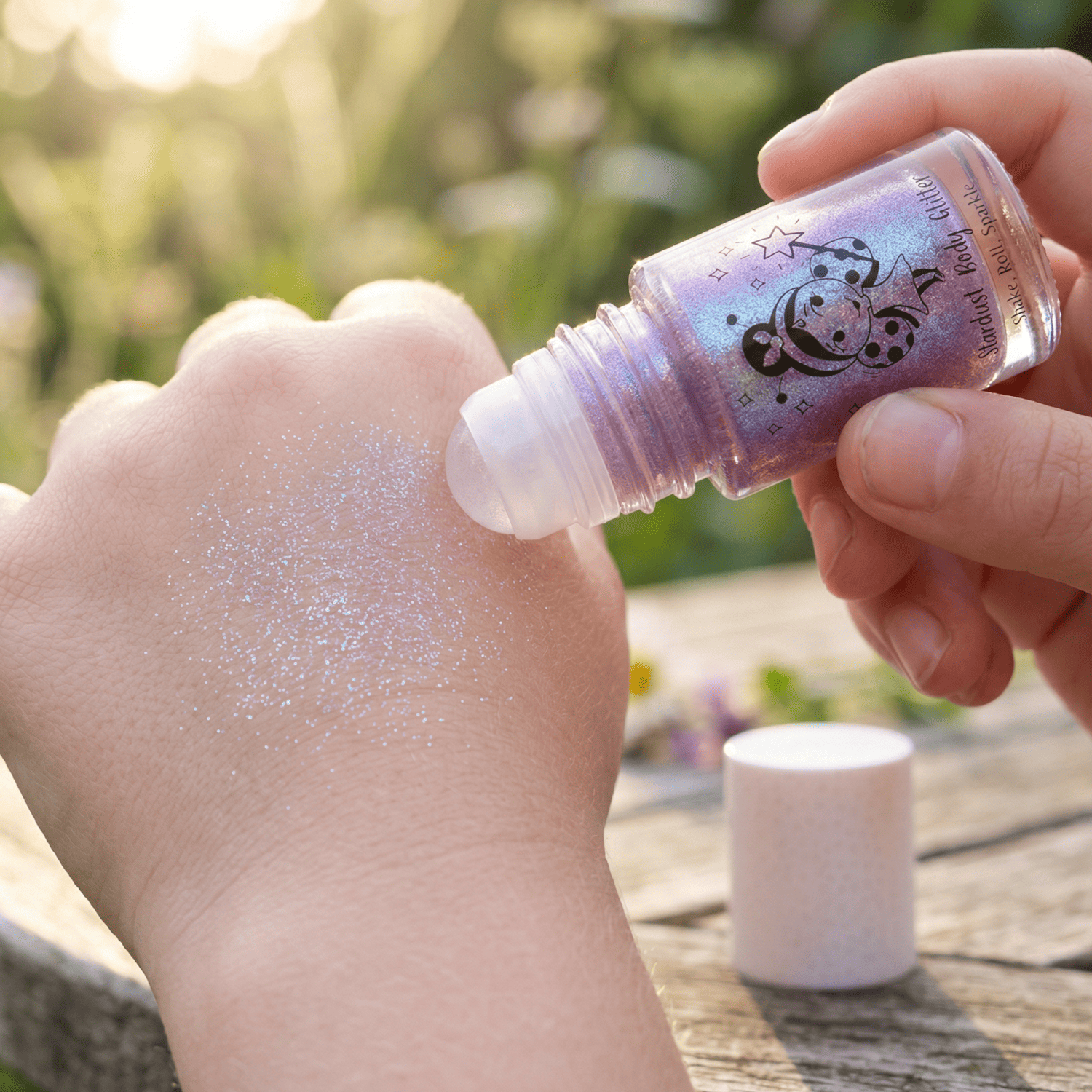 Roll-On Body Glitter